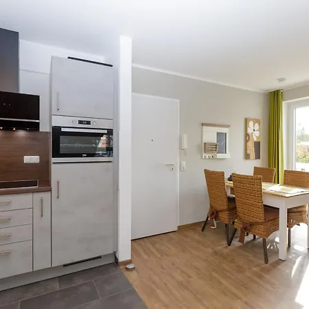 Am Stadtwald Apartment Kuehlungsborn